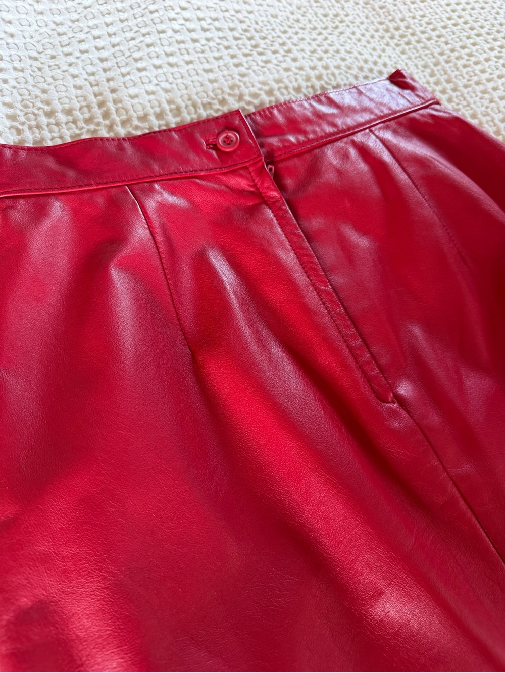 Vintage Investments Red Leather Skirt Size 8 Fits Modern XS 0 2 - Picture 5 of 16